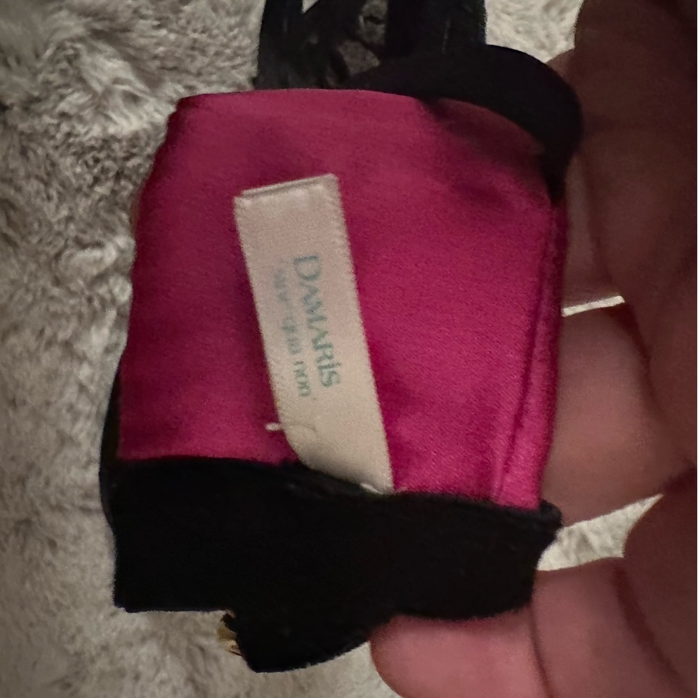 Damaris Chiacchiere Black Silk Square Pattern MeshV-Plunge Jeweled PinkSatin Bra - Picture 12 of 16